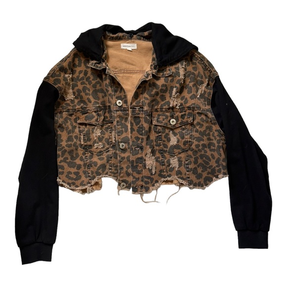 Dance & Marvel Jean Jacket Women Size M Distressed Crop Cutout Cheetah Print - Picture 1 of 8